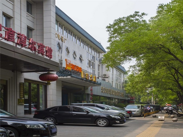 潮州钢丝骨架PE复合管价格